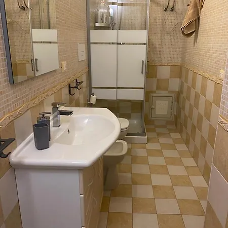 Casa Vacanza “o Bagghiu” *